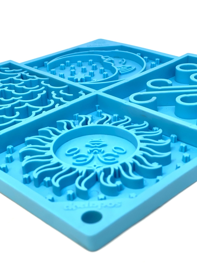 ☁️🌙 tapis à lécher sky design emat – enrichissement & stimulation ☁️🌙 tapis à lécher sky design emat – enrichissement & stimulation